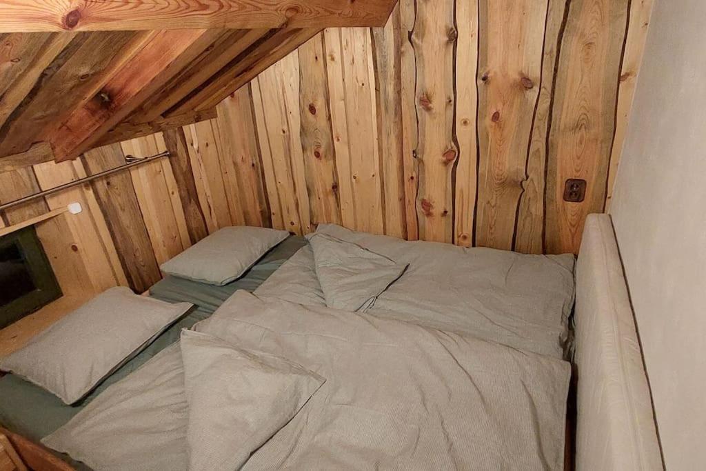 Chalet Boruvka - Biofarma Na Samote V Lesich Benesov  Exterior photo